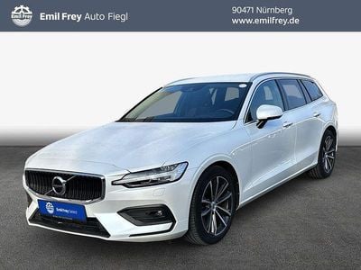 Weiß Gebraucht 2021 Volvo V60 Momentum Kombi | 27.990 € (Guter Preis)