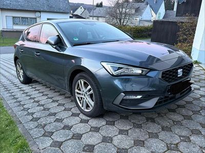 Second-hand Seat Leon FR 150 CP (110 kW) 2023 Gri Berlinǎ