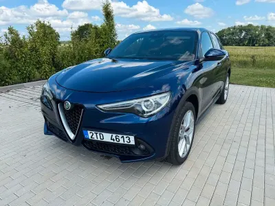 Gebraucht Alfa Romeo Stelvio Super 209 PS (153 kW) 2018 Blau SUV