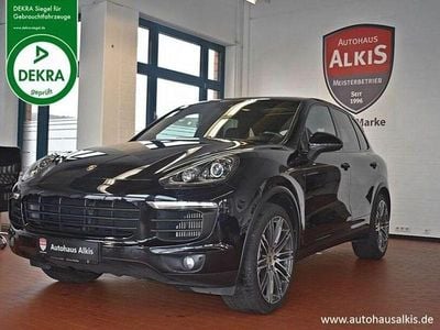 Tiefschwarzmetallic (metallic) Gebraucht 2014 Porsche Cayenne SUV | 28.700 € (Guter Preis)