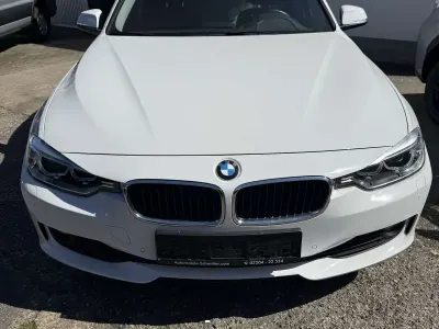Begagnad BMW 316 Sport Line 136 HK (100 kW) 2016 Vit Kombi