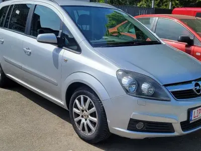 Brugt Opel Zafira 140 HK (102 kW) 2007 Sølv MPV