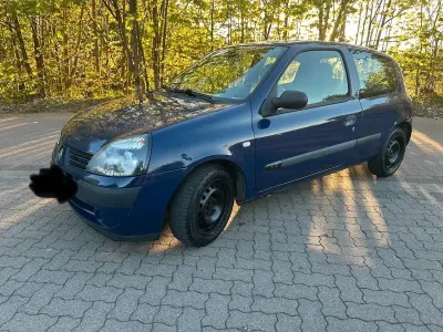 Brugt Renault Clio II 58 HK (42 kW) 2005 Blå Hatchback