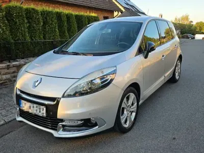 Gebraucht Renault Scénic III Bose Edition 131 PS (96 kW) 2012 Silber Van / Kleinbus