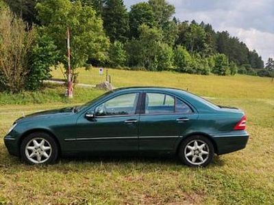 Mercedes C320