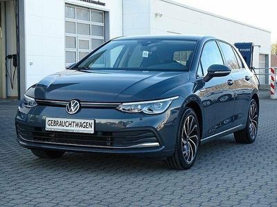 Gebraucht VW Golf VIII Style 131 PS (96 kW) 2020 Grau Limousine