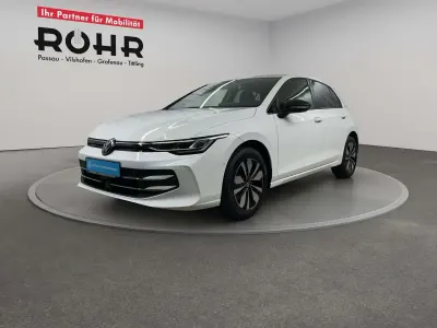 Gebraucht VW Golf VIII Goal 116 PS (85 kW) 2025 Pure white Limousine