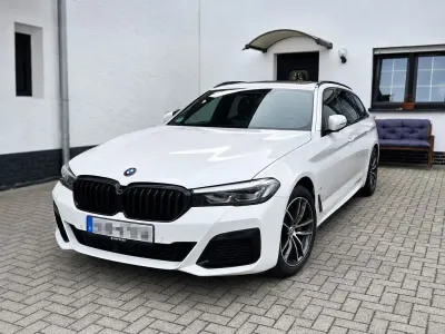 Gebraucht BMW 530 M Sport 252 PS (185 kW) 2023 Weiß Kombi