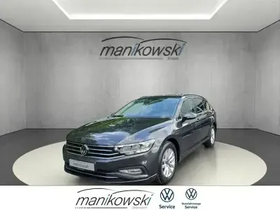Gebraucht VW Passat Business 110 PS (80 kW) 2023 Grau Kombi