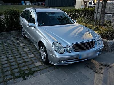 Mercedes E220