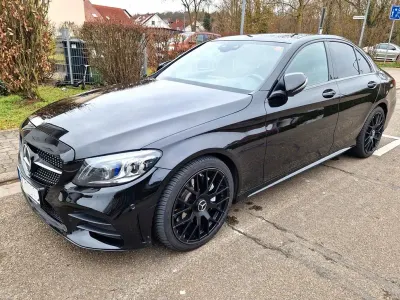 Usata Mercedes C300 245 CV (180 kW) 2020 Nero Berlina