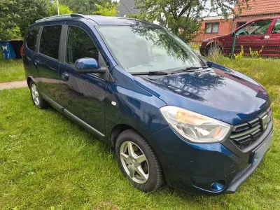 Gebraucht Dacia Lodgy Comfort 109 PS (80 kW) 2018 Van / Kleinbus