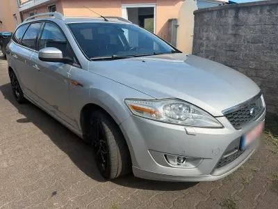 Gebraucht Ford Mondeo 175 PS (128 kW) 2009 Silber Kombi