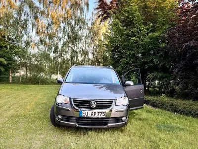 Gebraucht VW Touran Highline 140 PS (102 kW) 2008 Schwarz Van / Kleinbus