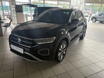 Gebraucht VW T-Roc Move 150 PS (110 kW) 2023 Schwarz SUV