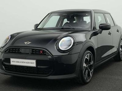 Schwarz Gebraucht 2024 Mini Cooper S Classic Kleinwagen | 29.622 € (Fairer Preis)