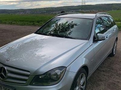 Grau Gebraucht 2011 Mercedes C220 Kombi | 6.390 € (Fairer Preis)
