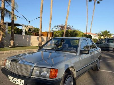 Silber Gebraucht 1986 Mercedes 190 Limousine | 14.900 €