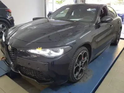 Gebraucht Alfa Romeo Giulia Competizione 280 PS (205 kW) 2023 Schwarz Limousine
