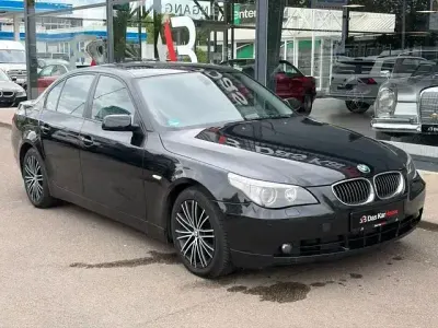 Gebraucht BMW 530 Sport Line 231 PS (169 kW) 2006 Schwarz Limousine