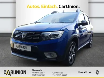 Używany Dacia Sandero Celebration 101 KM (74 kW) 2021 Niebieski Sedan/Limuzyna
