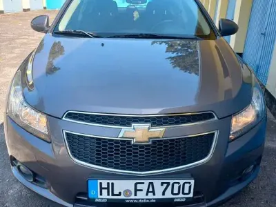 Second-hand Chevrolet Cruze LT 141 CP (103 kW) 2012 Maro Berlinǎ