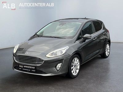 Grau Gebraucht 2019 Ford Fiesta Titanium Kleinwagen | 10.490 € (Fairer Preis)