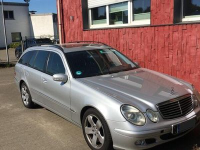 Mercedes E500