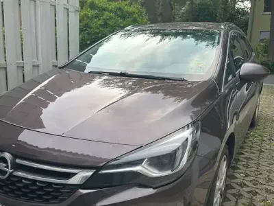 Gebraucht Opel Astra Innovation 136 PS (100 kW) 2016 Braun Kombi