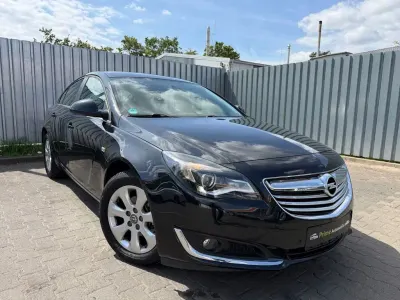 Gebraucht Opel Insignia 110 PS (80 kW) 2014 Schwarz Limousine