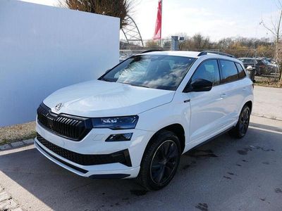Neu Skoda Karoq SportLine 150 PS (110 kW) 2026 Weiss SUV