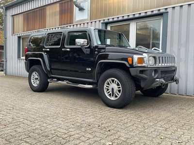 Hummer H3