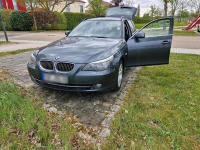BMW 525