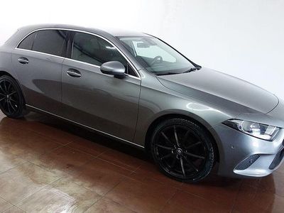 Grau Gebraucht 2018 Mercedes A200 Progressive Limousine | 14.900 € (Fairer Preis)