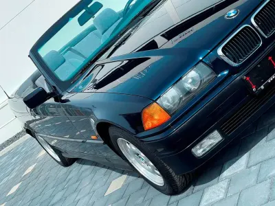Gebraucht BMW 318 Cabriolet 116 PS (85 kW) 1998 Blau Cabrio