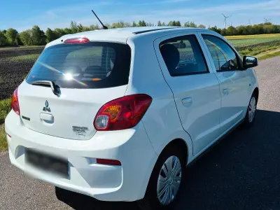 Gebraucht Mitsubishi Space Star 71 PS (52 kW) 2019 Weiß Kleinwagen