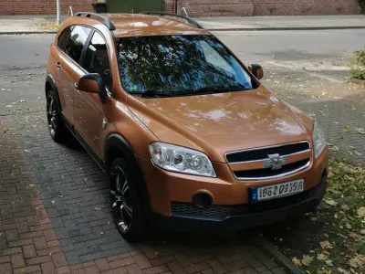 Gebraucht Chevrolet Captiva LS 150 PS (110 kW) 2009 Orange SUV