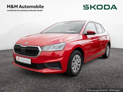 Gebraucht Skoda Fabia Selection 80 PS (58 kW) 2023 Velvet rot Kleinwagen
