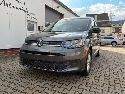 Neu VW Caddy Maxi Life 150 PS (110 kW) 2025 Grau Van / Kleinbus