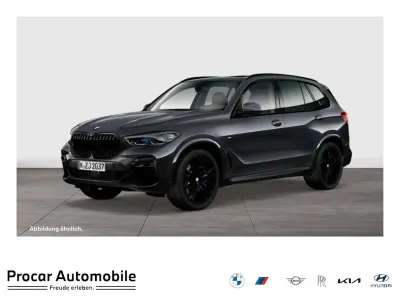 Gebraucht BMW X5 M M Sport 530 PS (389 kW) 2022 Arktikgrau brillanteffekt SUV