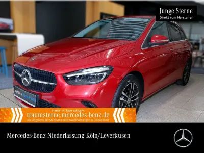 Gebraucht Mercedes E250 Progressive 163 PS (119 kW) 2025 Manufaktur patagonienrot Limousine