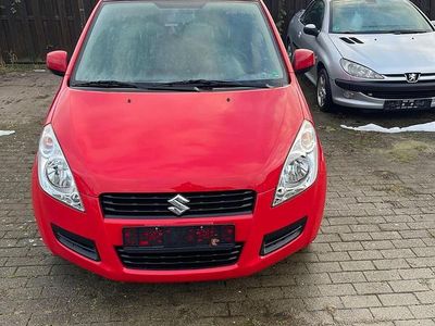 Gebraucht Suzuki Splash 65 PS (47 kW) 2010 Rot Kleinwagen