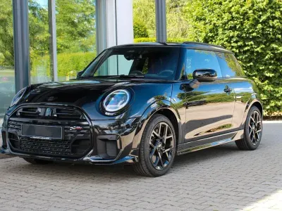 Gebraucht Mini John Cooper Works 204 PS (150 kW) 2025 Midnight black ii Kleinwagen