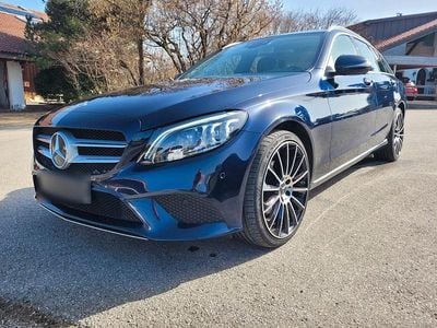 Gebraucht Mercedes C200 Avantgarde 160 PS (117 kW) 2020 Blau Kombi