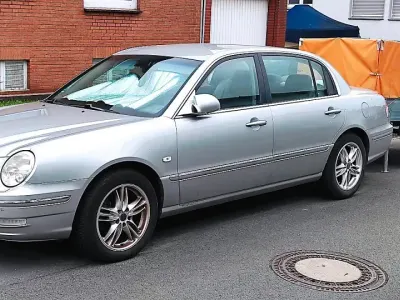 Gebraucht Kia Opirus 203 PS (149 kW) 2005 Silber Limousine