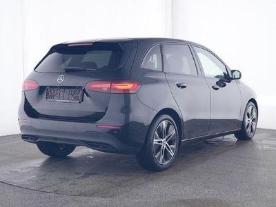 Gebraucht Mercedes B180 136 PS (100 kW) 2024 Van / Kleinbus