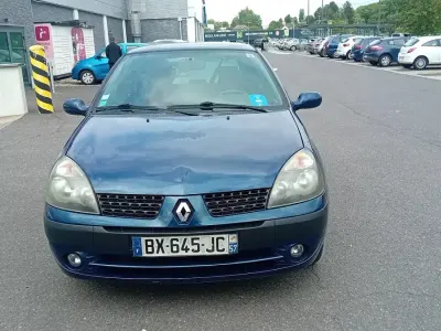 Używany Renault Clio II 2003 Niebieski Sedan/Limuzyna