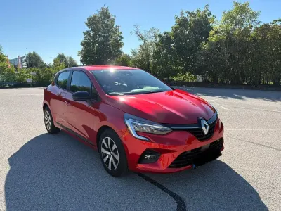 Gebraucht Renault Clio Equilibre 91 PS (66 kW) 2023 Rot Kleinwagen