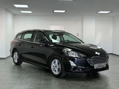 Gebraucht Ford Focus Cool & Connect 101 PS (74 kW) 2021 Schwarz Kombi