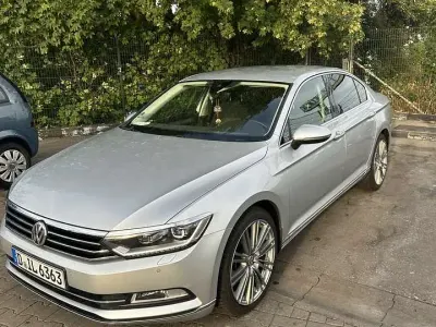 Gebraucht VW Passat Comfortline 190 PS (139 kW) 2016 Limousine